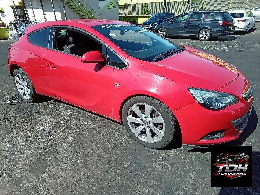 Opel Astra J GTC (2011-2018) Rojo - Despiece / Recambios