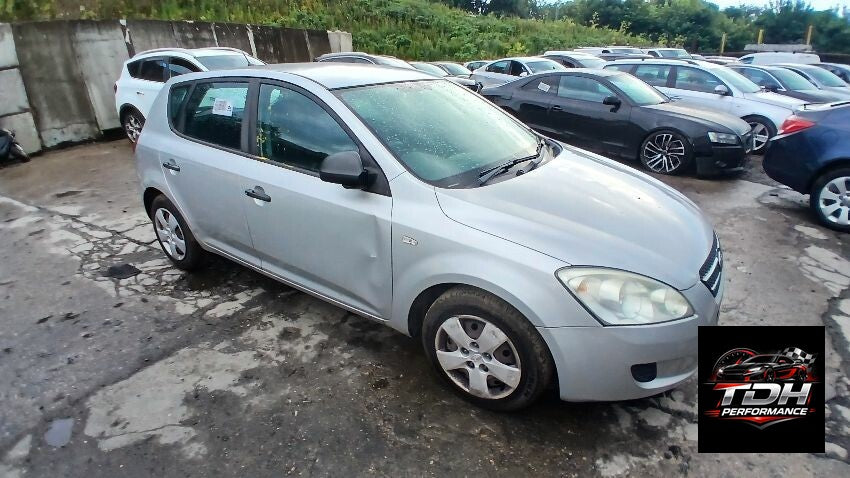 Hyundai i30 FD 2007-2012 Hatchback Plata - Despiece / Recambios