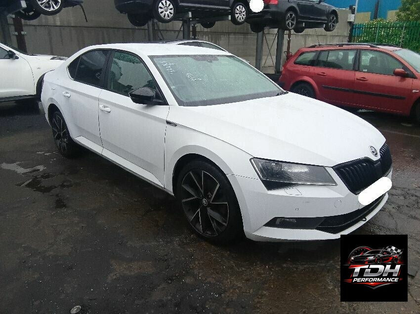 Despiece Skoda Superb MK3 (3V) 2015-2023 Berlina Blanco - Recambios