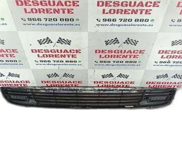 Rejilla paragolpes delantero 9682130977 de Citroen C5 berlina