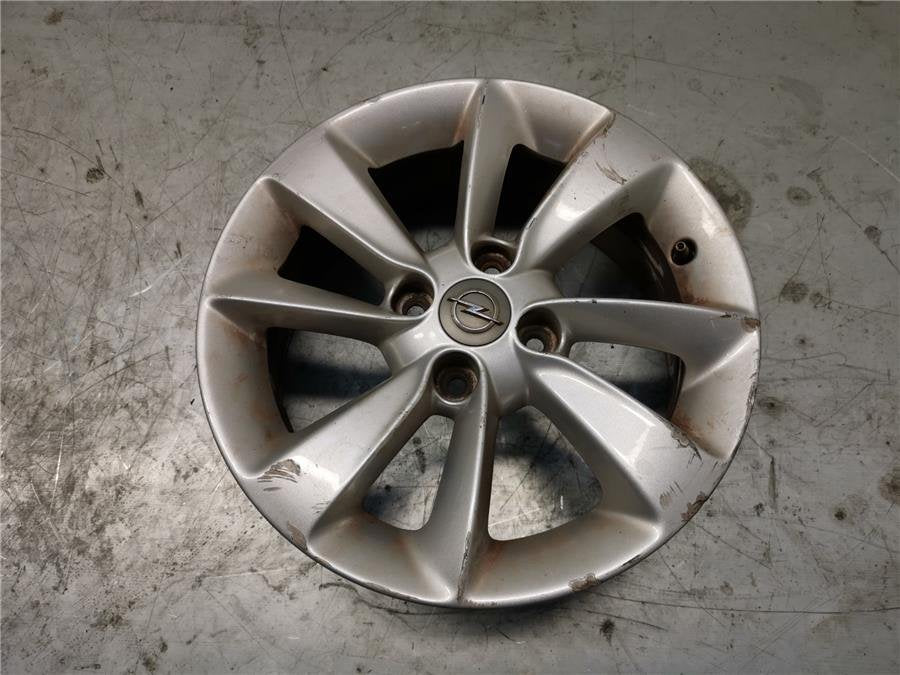 Llanta Opel Corsa E