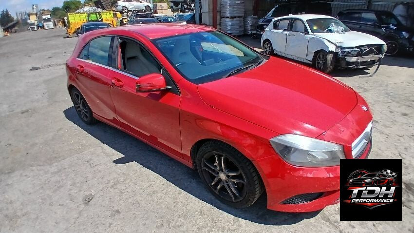 Mercedes-Benz Clase A W176 (2012-2018) Rojo - Despiece / Recambios