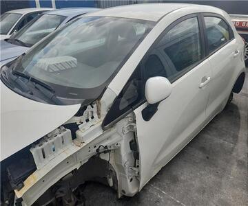 Kia Rio 1.2 CAT (86 CV / 63 KW) (86 CV / 63 KW) 2000 - Despiece