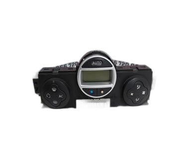 Mando calefacción 8200344842 de Renault Scenic ii (jm)
