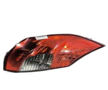 Piloto trasero izquierdo 8200474328a de Renault Scenic ii (jm)