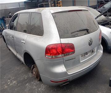 Volkswagen Touareg 5.0 V10 TDI DPF (313 CV / 230 KW) (313 CV / 230 KW)