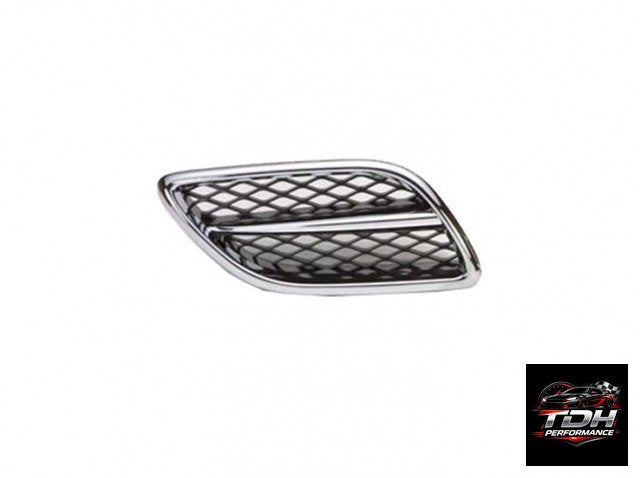 Rejilla Nissan Primera Nuevo Ref. 623319F525