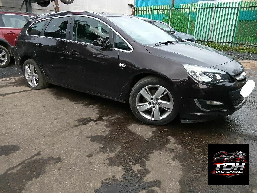 Opel Astra J Sports Tourer 2010-2015 Marrón - Despiece / Recambios