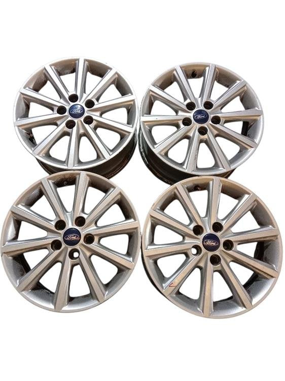 Juego Llantas Ford Focus Sportbreak