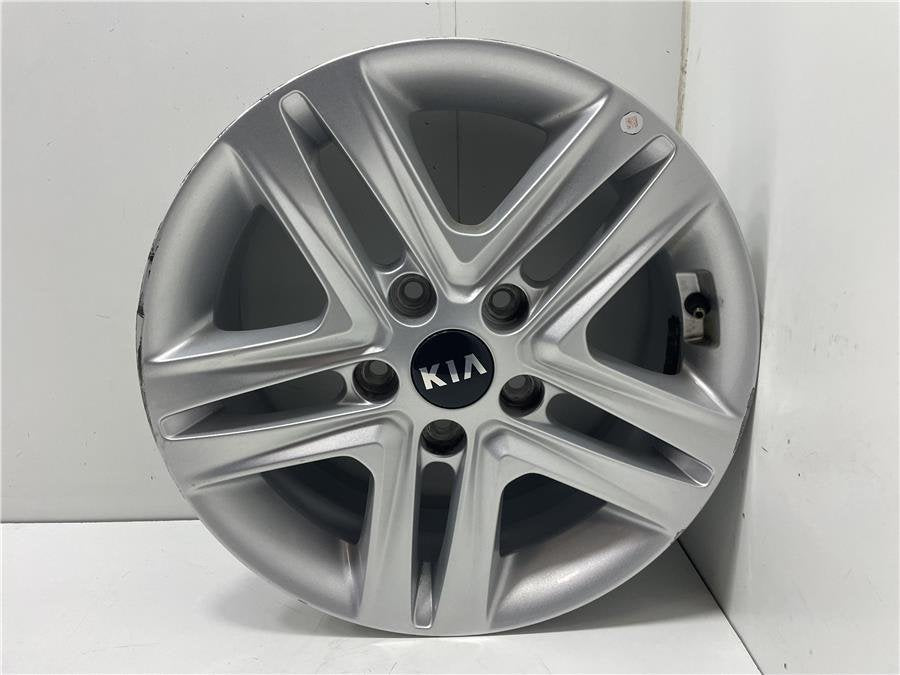 Llanta Kia Ceed