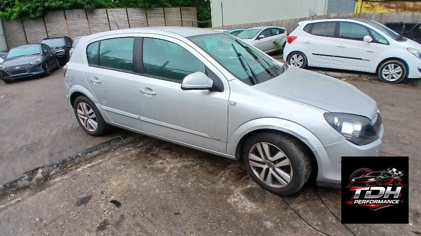 Despiece / Recambios Opel Astra H (2004-2010) Hatchback 5p Plata