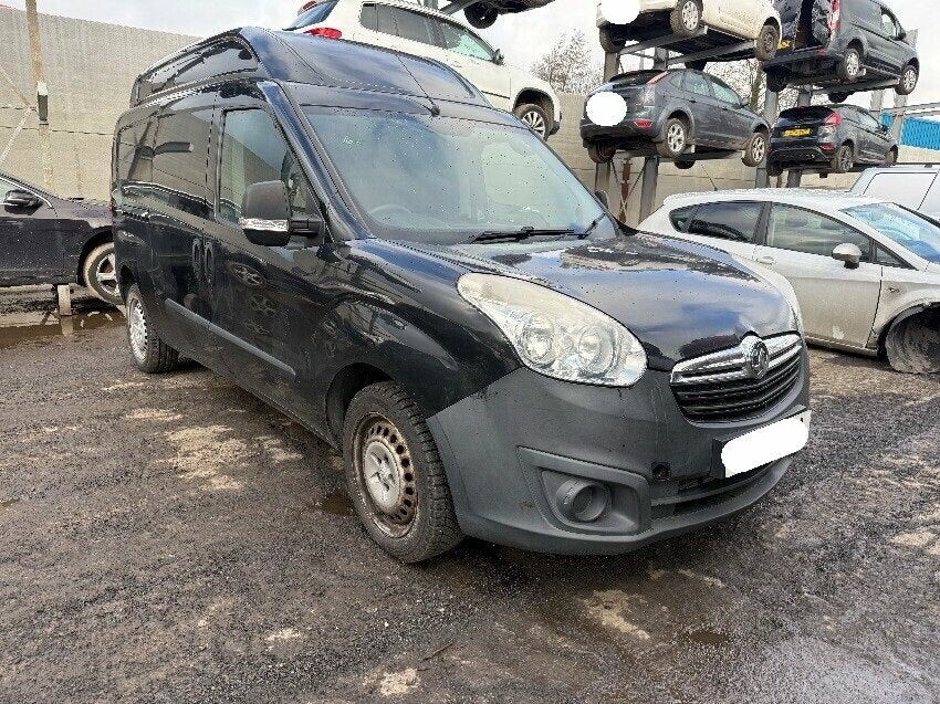 Despiece / Recambios Vauxhall Opel Combo D (2011-2018) Negro Techo Elevado