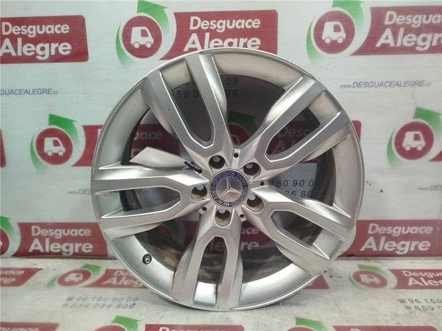 Llanta Mercedes-Benz - Clase Gla