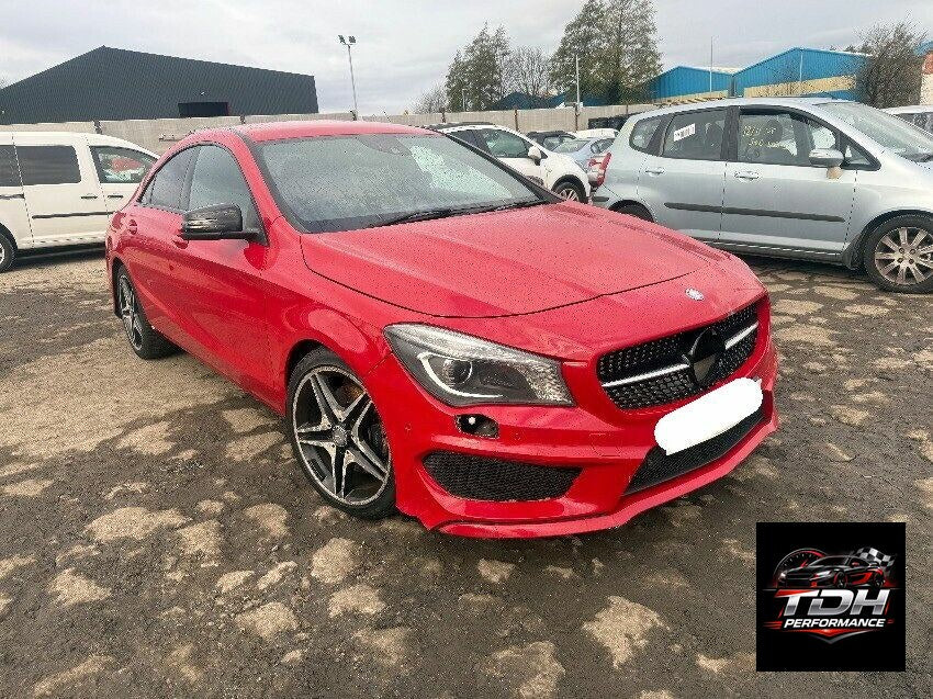 Despiece Mercedes-Benz CLA C117 (2013-2019) Rojo - Recambios y Motor