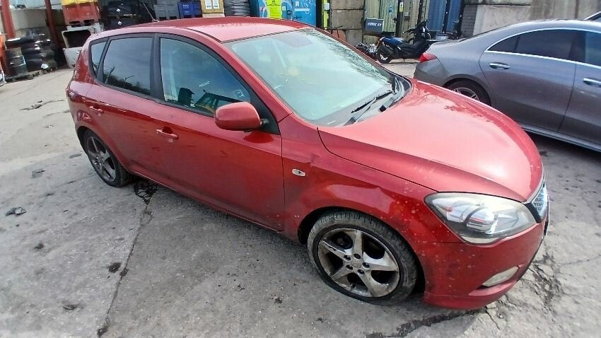 Despiece / Recambios Kia Ceed ED (2006-2012) 5 Puertas Rojo