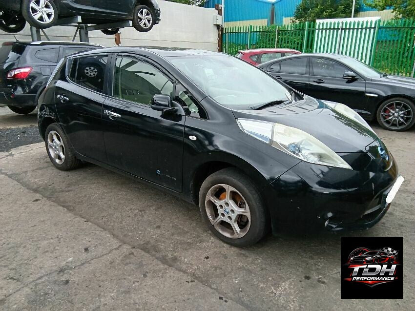 Nissan Leaf ZE0 (2010-2017) Color Negro - Despiece / Recambios