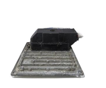 Centralita motor uce 6S6112A650 de Ford Fiesta (cb1)