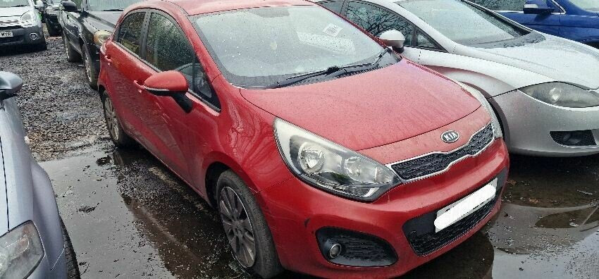 Kia Rio UB (2011-2017) Rojo - Despiece / Recambios